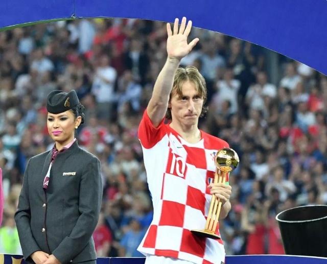 小蜜蜂主帅：对阵曼城会很艰难，若晋级对俱乐部意义重大（布伦特福德主帅：迎战曼城将十分艰难，若能晋级对俱乐部意义非凡）