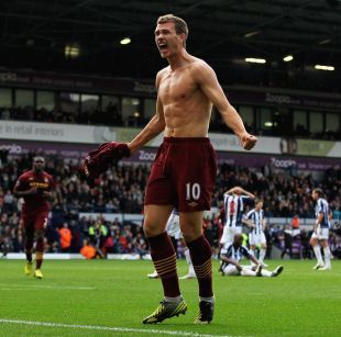 大巴黎旧将：今年唯一遗憾就是世俱杯，萨福诺夫表现堪称顶级（前巴黎球员：本年度唯一遗憾在世俱杯，萨福诺夫发挥堪称顶尖）