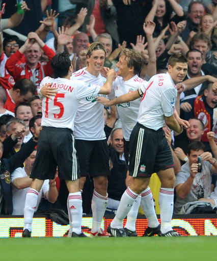 梅西获美职联MVP并率队首夺总冠军，雨中致歉开幕式取消