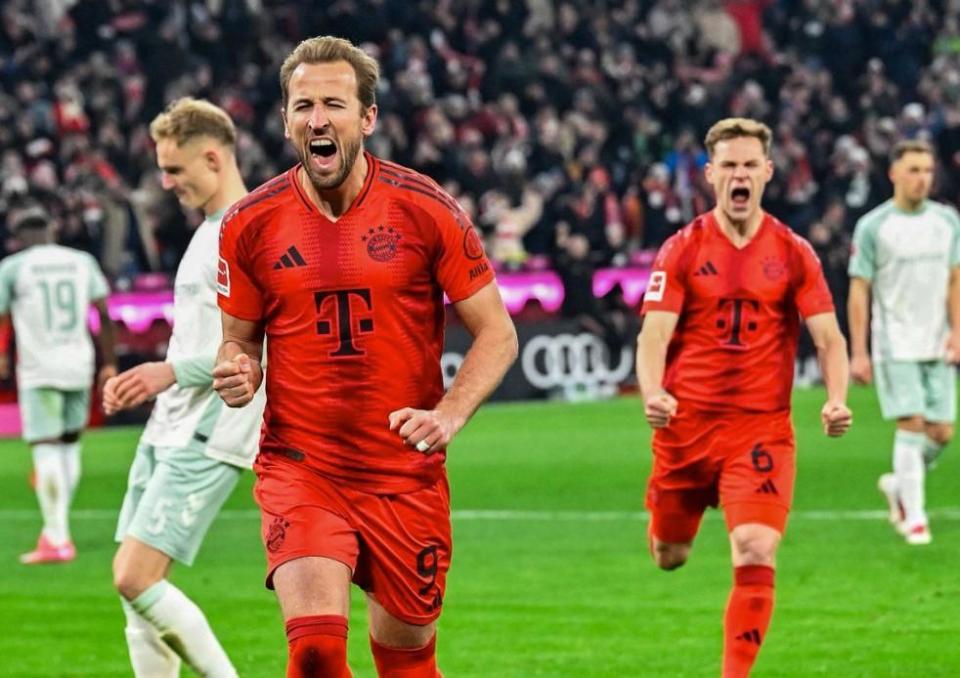 杭州女足举行环西湖徒步活动，全程八公里