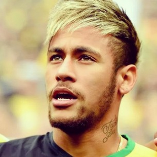 世体：奥尔莫左肩脱臼恢复良好，预计伤缺一个月