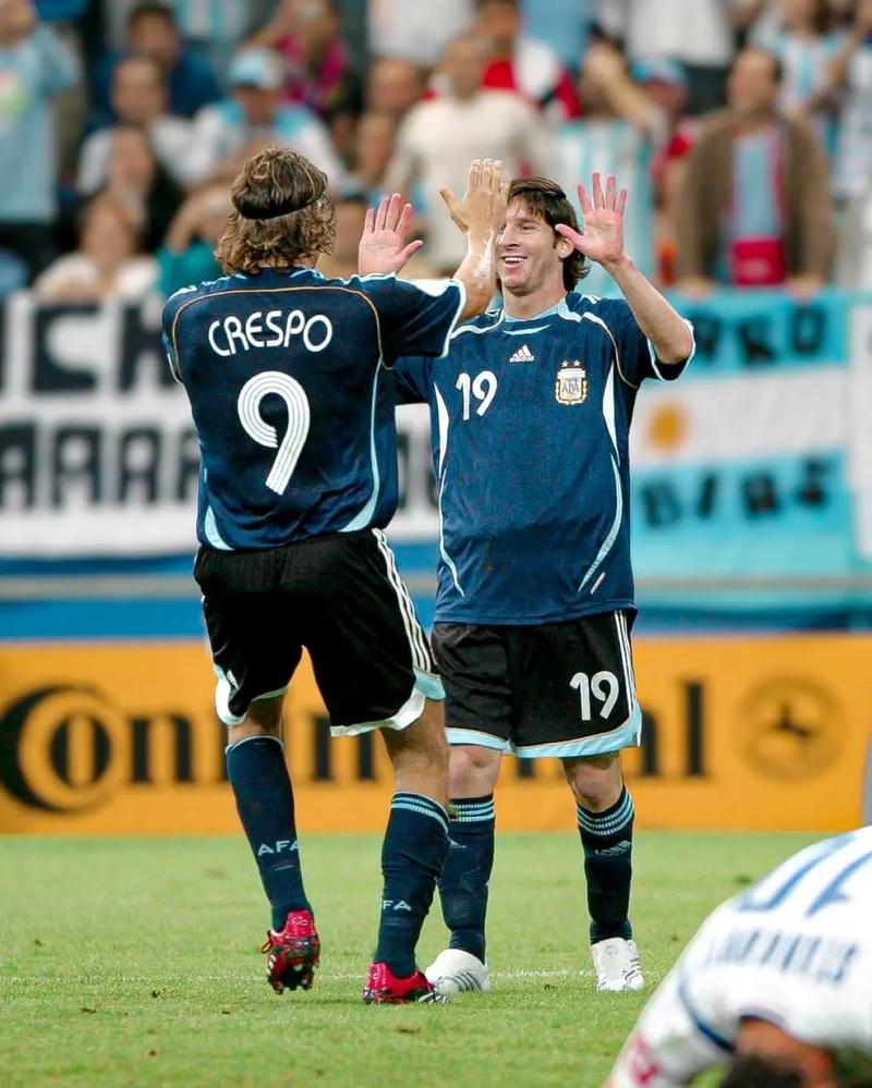 斯洛文尼亚足协官方：谢什科将因伤缺席本月国际比赛日的比赛（斯洛文尼亚足协官宣：谢什科因伤缺席本月国际比赛日）