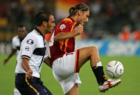 邮报：曼联计划明年夏天在北欧与雷克瑟姆进行季前友谊赛